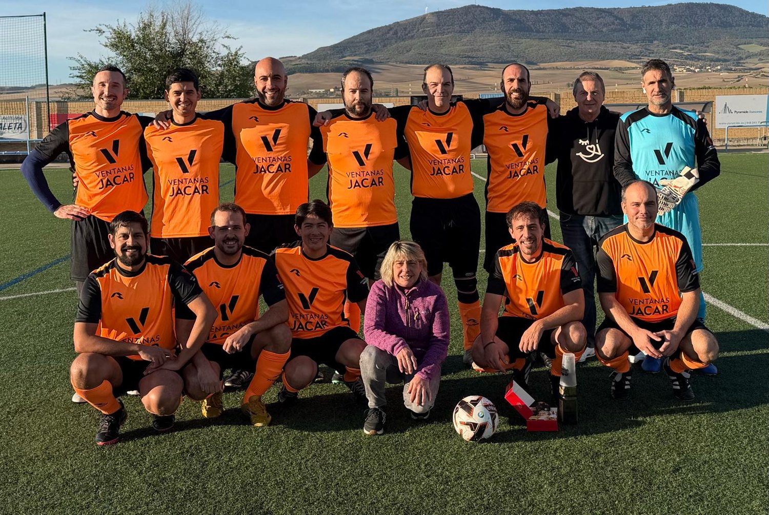 Plantilla del Mochuelo con la equipación de Ventanas Jacar